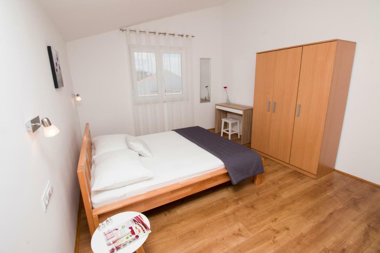 Liber Apartment