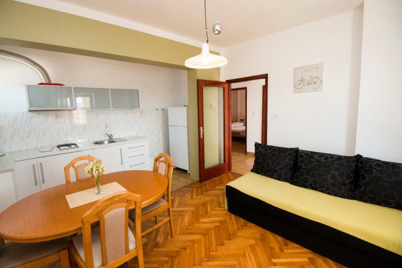 Liber Apartment